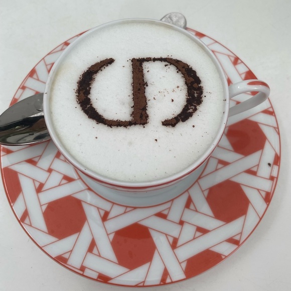 Meet your Posher, Kenziii - Picture 2 of 2